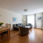 Haus Sonnenschein 아파트 괴렌