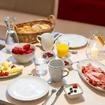 Haus Sonnenschein 아파트