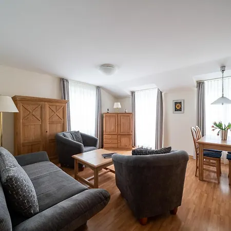 Haus Sonnenschein Goehren Apartment