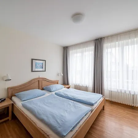 Haus Sonnenschein Goehren Apartment