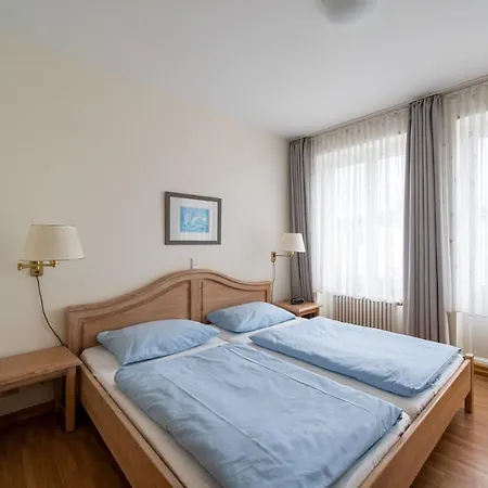 Haus Sonnenschein Goehren Goehren (Ruegen)