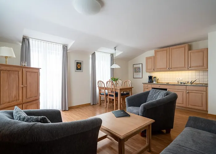 Haus Sonnenschein Daire Goehren (Ruegen)